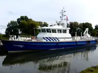 Patrouilleur à vendre