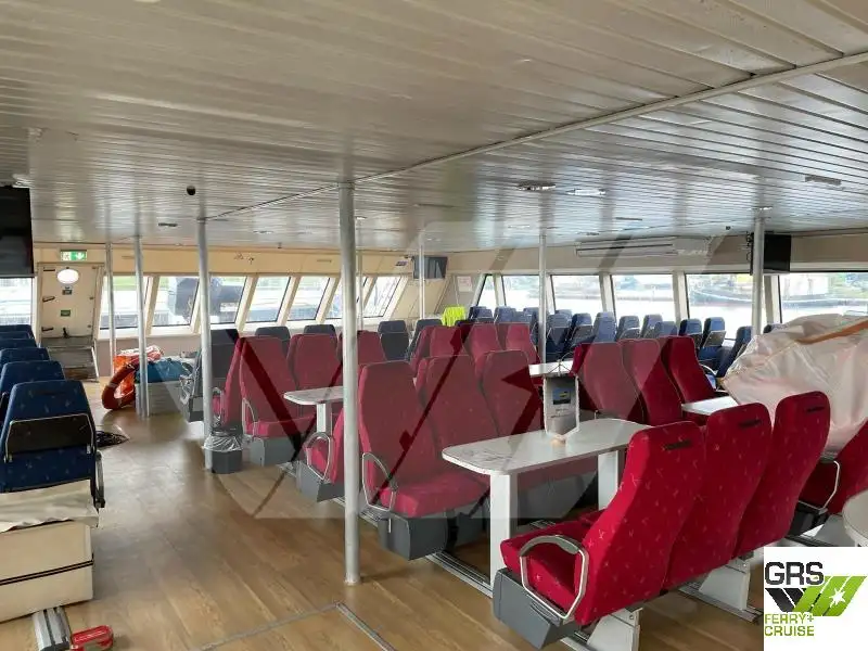 Navire-ferry à vendre