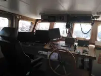 Navire d'arpentage à vendre