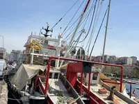 Navire de pêche à vendre