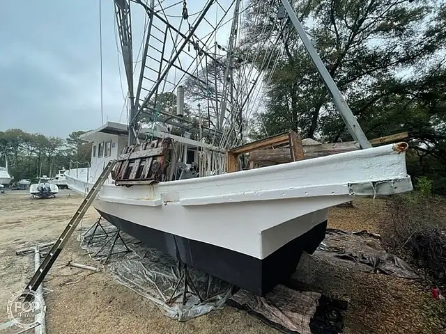 Chalutier à vendre
