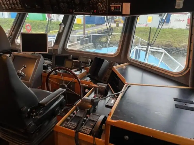 Bateau patrouilleur à vendre
