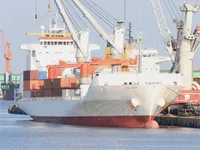 Navire frigorifique à vendre