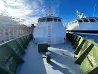 Bateau de transport d'équipage à vendre