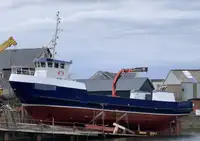 Bateaux de travail à vendre