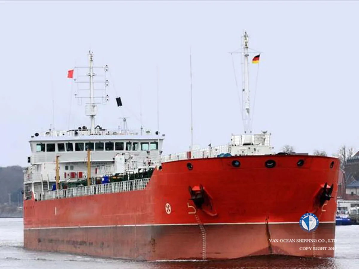 Pétrolier / chimiquier à vendre