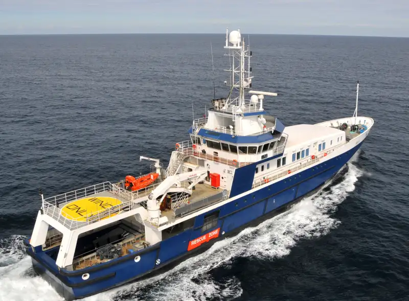 Bateau patrouilleur à vendre