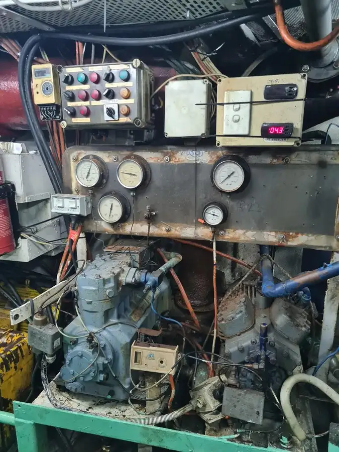 Chalutier à vendre