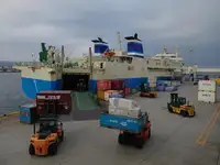 Navire porte-conteneurs à vendre