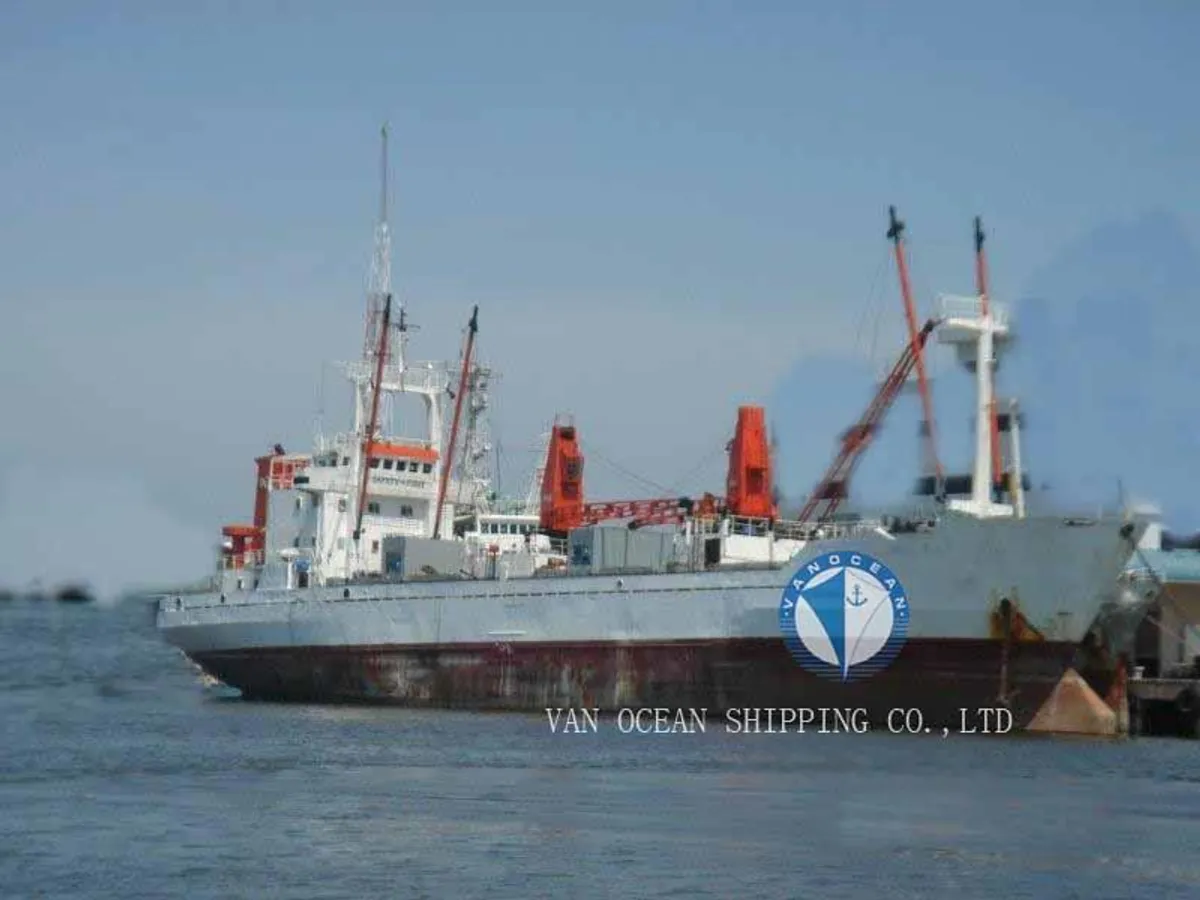 Navire frigorifique à vendre