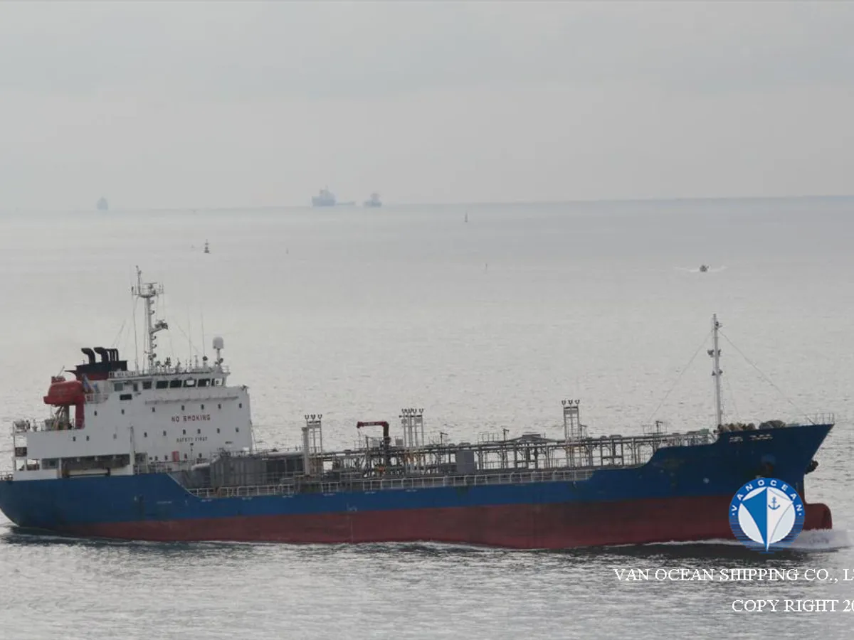 Pétrolier / chimiquier à vendre