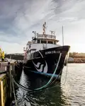 Navire d'arpentage à vendre