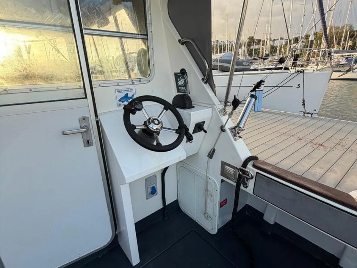 Bateau pilote à vendre