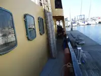Bateaux de travail à vendre