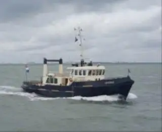 Bateau patrouilleur à vendre