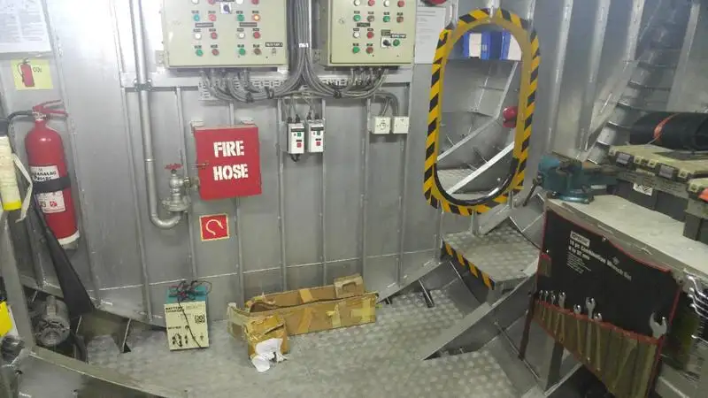 Bateau de transport d'équipage à vendre