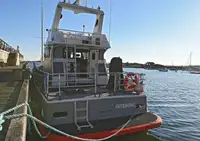 Bateau de transport d'équipage à vendre