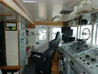 Navire de recherche à vendre