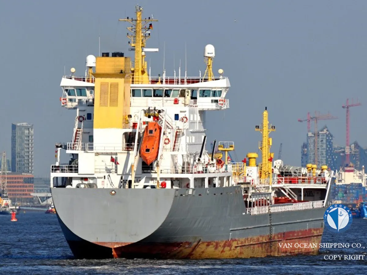 Pétrolier / chimiquier à vendre