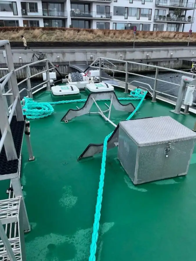 Bateau patrouilleur à vendre
