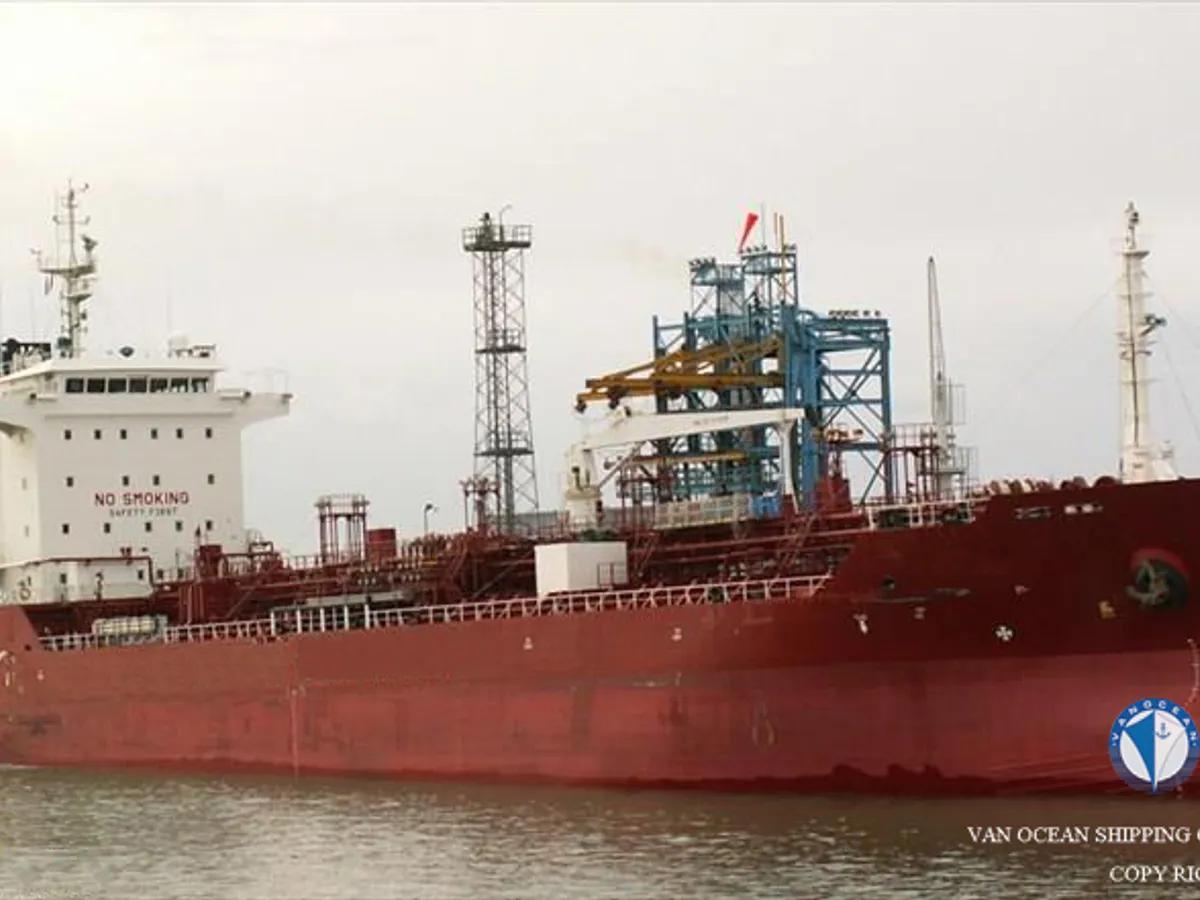 Pétrolier / chimiquier à vendre