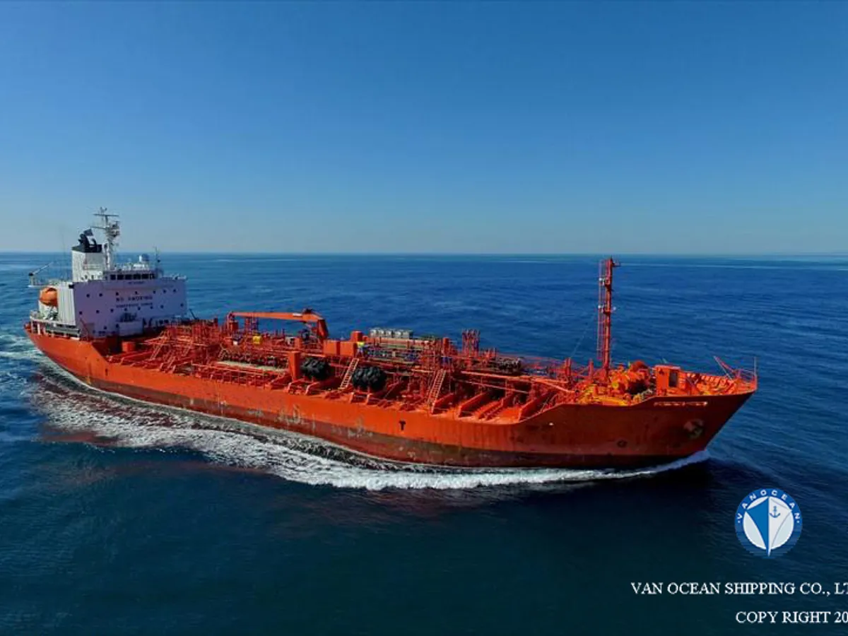 Pétrolier / chimiquier à vendre