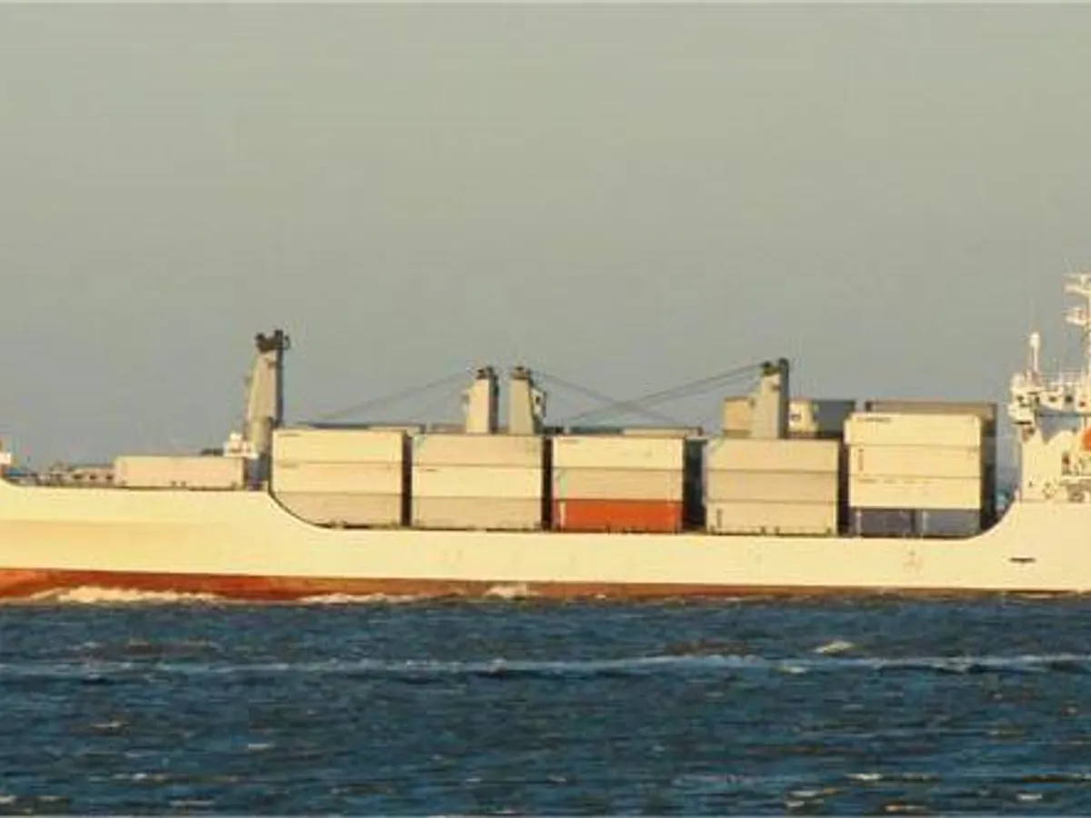 Navire frigorifique à vendre