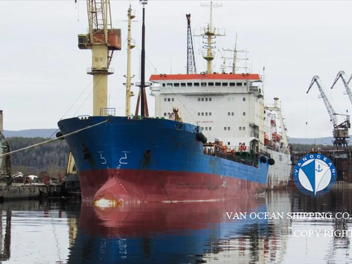 Pétrolier / chimiquier à vendre