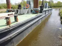 Bateaux de travail à vendre
