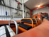 Bateaux de travail à vendre