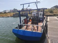 Navire de pêche à vendre