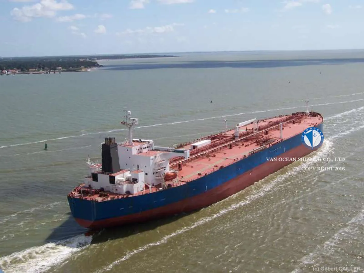 Pétrolier / chimiquier à vendre