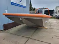 Bateaux de travail à vendre