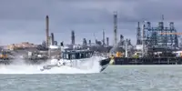 Bateau patrouilleur à vendre