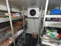 Navire d'approvisionnement à vendre