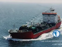 Pétrolier / chimiquier à vendre