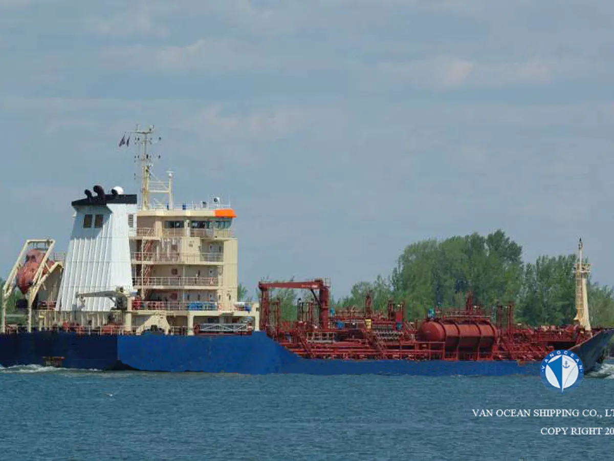 Pétrolier / chimiquier à vendre