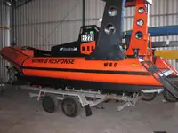 Navire de sauvetage à vendre