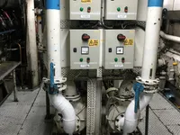 Navire de recherche à vendre