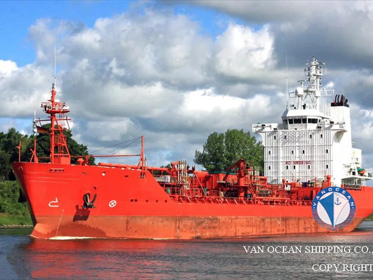Pétrolier / chimiquier à vendre