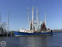 Chalutier à vendre