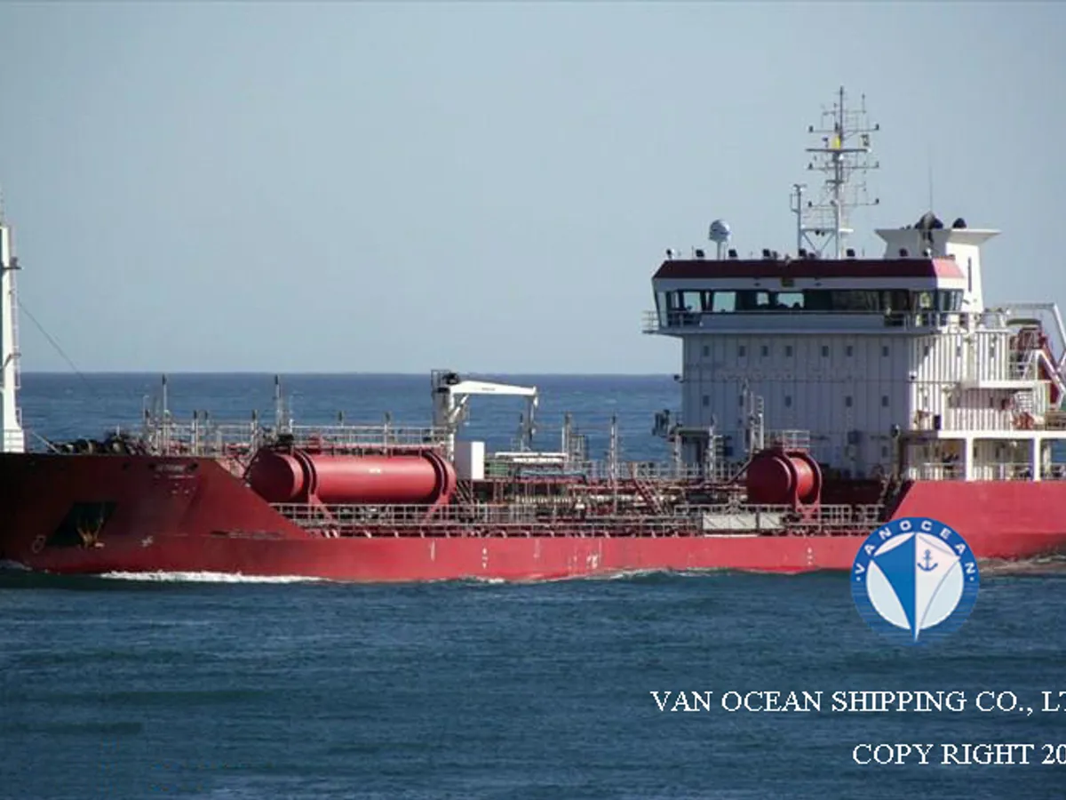 Pétrolier / chimiquier à vendre