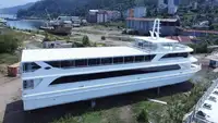 Navire de passagers à vendre