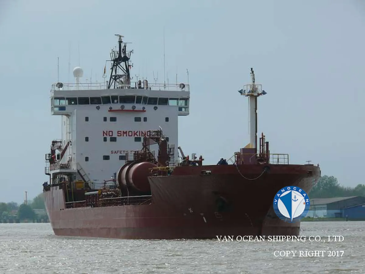 Pétrolier / chimiquier à vendre