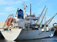 Navire frigorifique à vendre