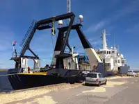 Navire de recherche à vendre