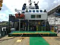 Navire d'arpentage à vendre