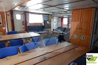 Navire d'arpentage à vendre