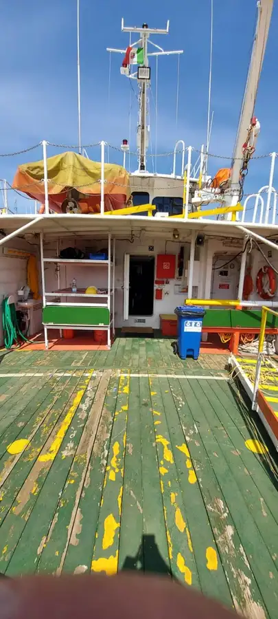Bateau de transport d'équipage à vendre