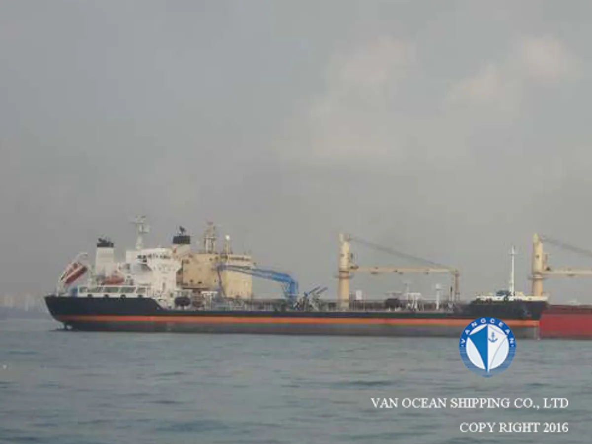 Pétrolier / chimiquier à vendre